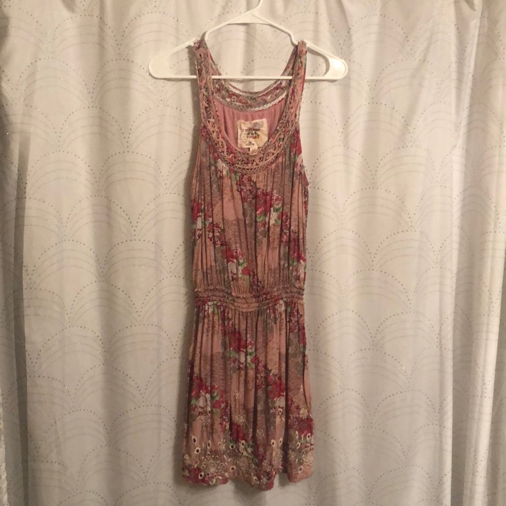 Chelsea and Violet medium size dress